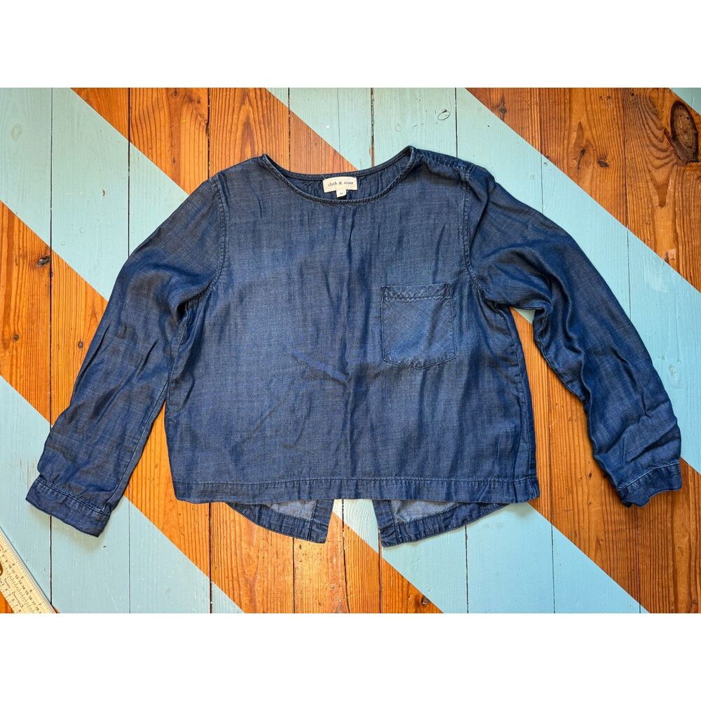 Anthopologie Cloth & Stone Chambray Split Back Blouse Size M Tencel Long Sleeve - Picture 2 of 5